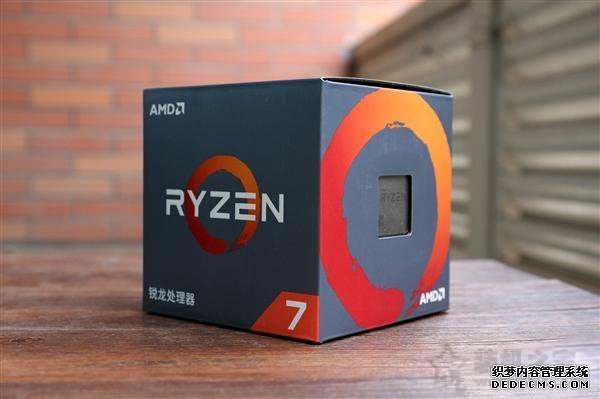AMD锐龙Ryzen7 2700X盒装自带CPU散热器够用吗？